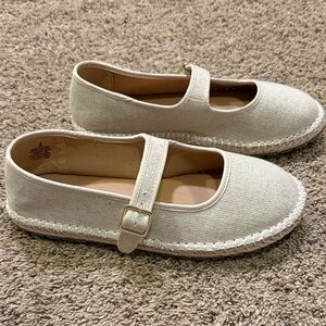 Old Navy Cream Mary Jane Flats